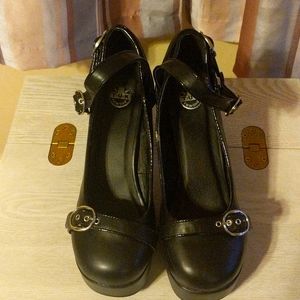 T.U.K. Black bondage heels size 11